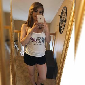 Meet your Posher, Sandy